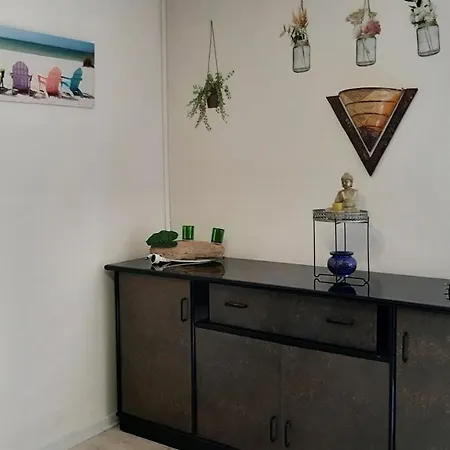 Apartment T2 Confort Au Centre Du Village ! Florensac